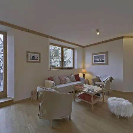 Apartment Chesa Domiziana - Samedan