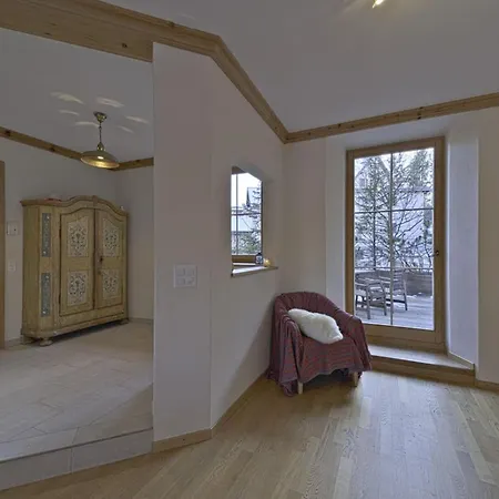 Apartment Chesa Domiziana - Samedan