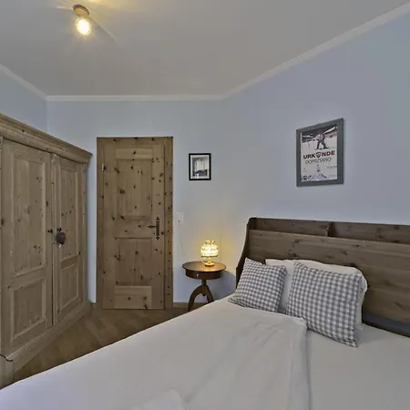 아파트 Chesa Domiziana -